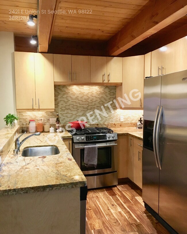 Photo - 2421 E Union St