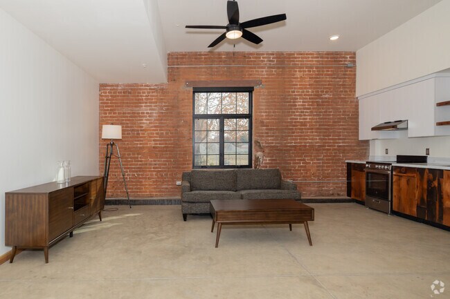 Studio C - 420SF
