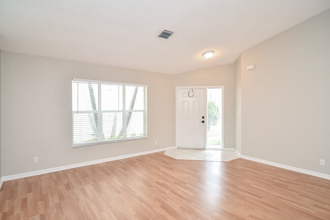 Photo - 23333 Sunview Way