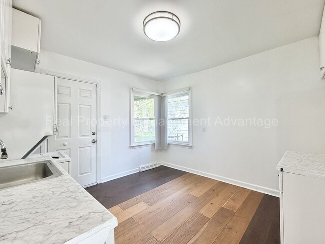 Photo - Meticulously Maintained 2 Bedroom Ranch with Large Backyard!