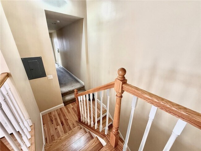 Photo - 860 Western Ave