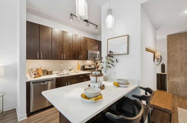 Photo - 938 W Lake St Unit 1111