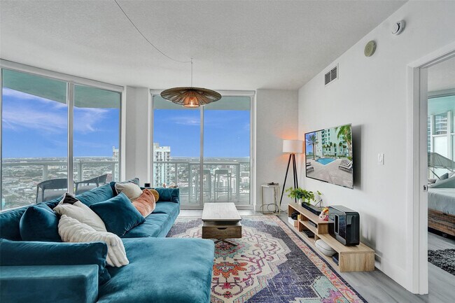 Photo - 1900 N Bayshore Dr Unidad 3718