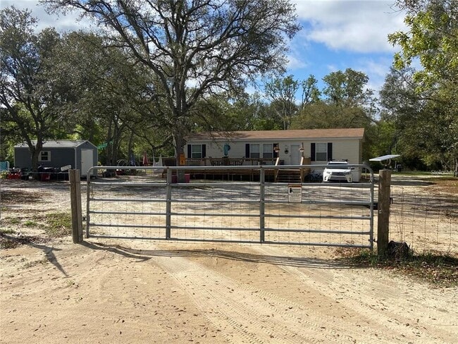 Building Photo - 12170 NE 90th St Rental