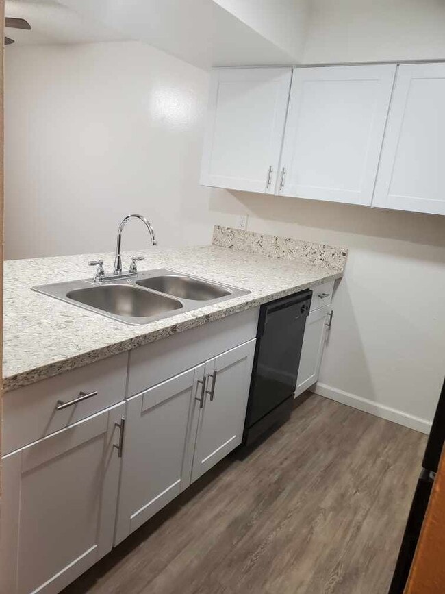 2BR/2BA Kitchen