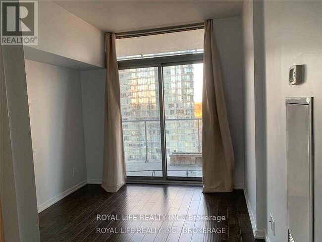 Photo - 103 The Queensway Unit 1204