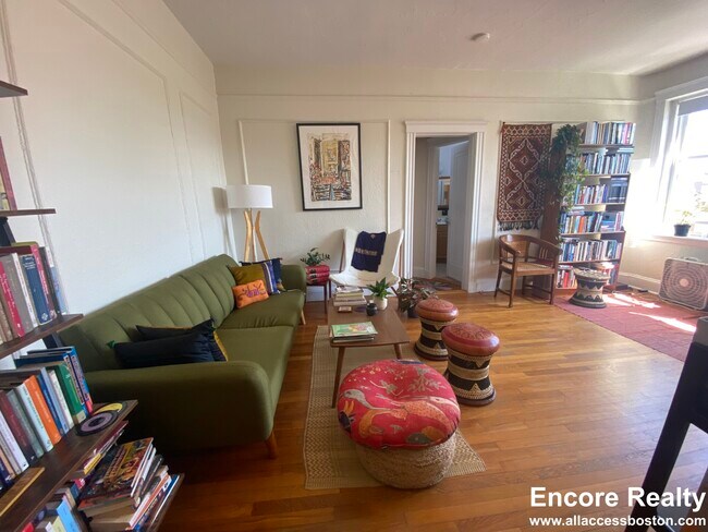 Photo - 66 Chiswick Rd Unit 9