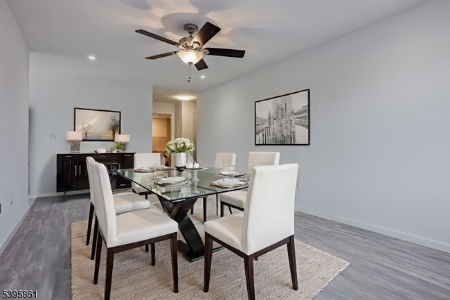 Photo - 850 Main St Unidad 201