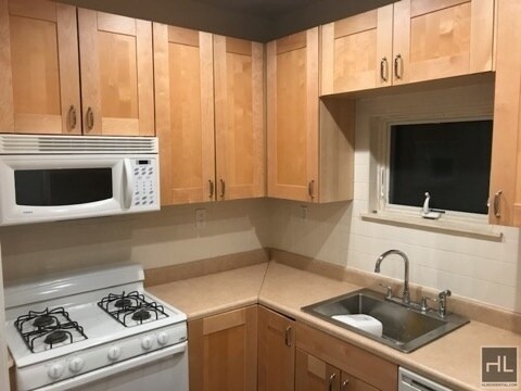 Photo - FORD STREET Unit 1