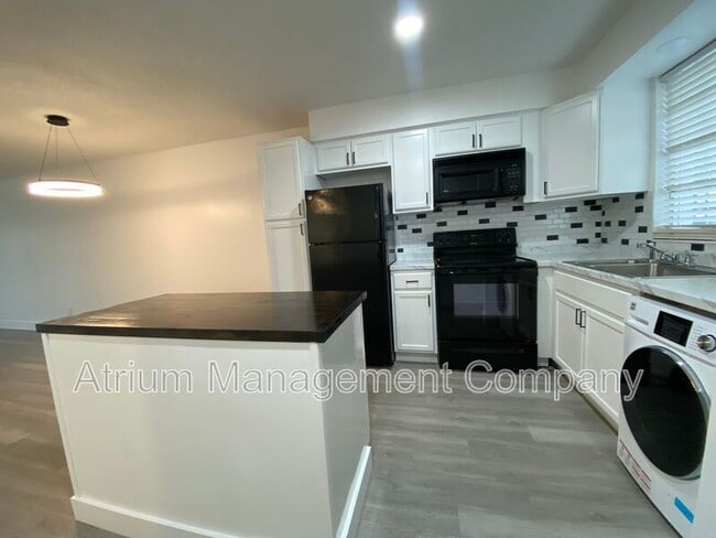 Building Photo - 1250 S Denning Dr Unit 108