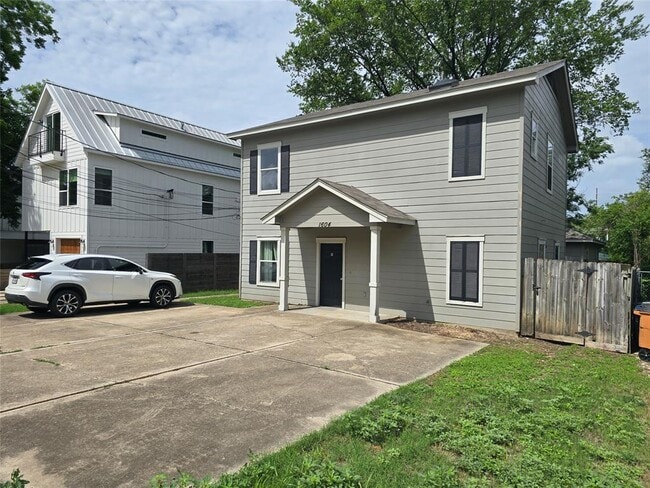 Photo - 1604 Singleton Ave