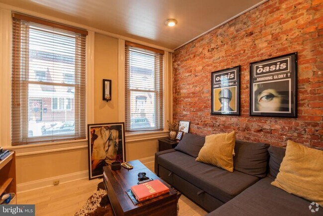Building Photo - 1720 Moore St Unit 1 Rental