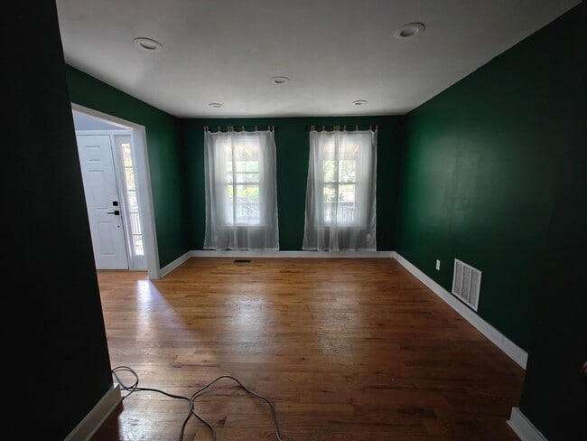 Photo - 925 Dogwood Park Dr