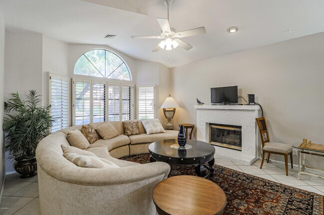 Photo - 15629 N 51st St