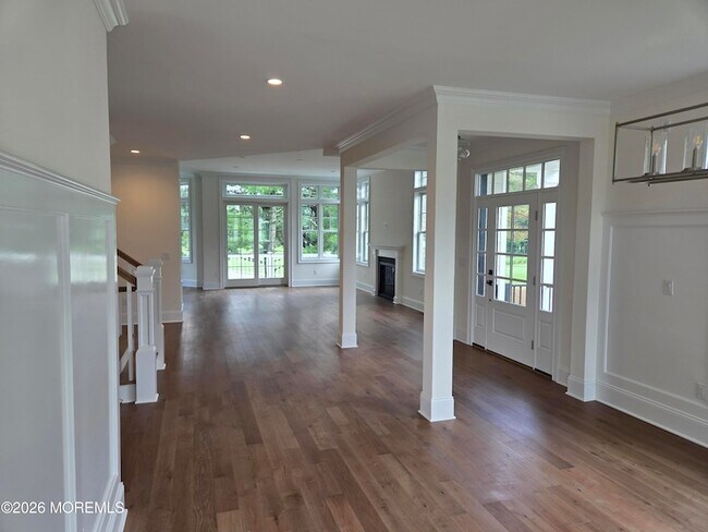 156 Eagle Wy
