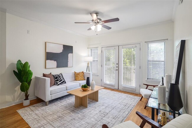 Photo - 2502 Leon St Unit 208