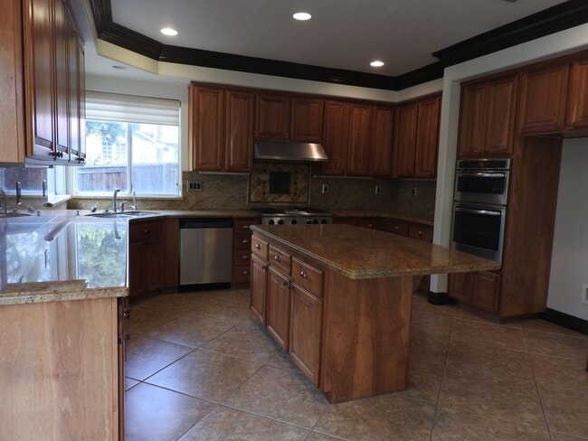 Photo - 300 Harvest Sky Ct