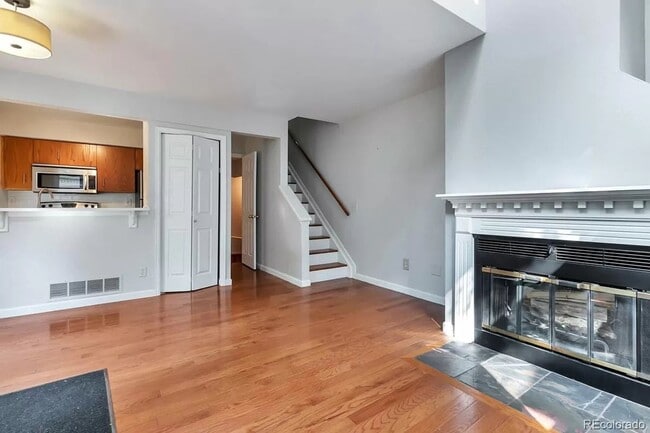 Photo - 2135 Spruce St