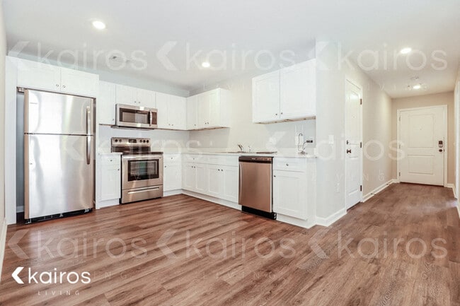 Photo - 135 Cottage Grove Rd