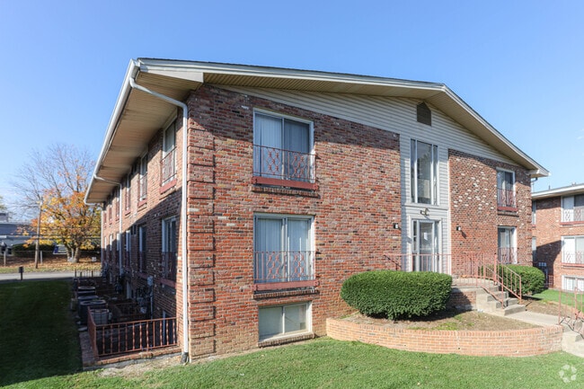 1708 Jennifer Rd