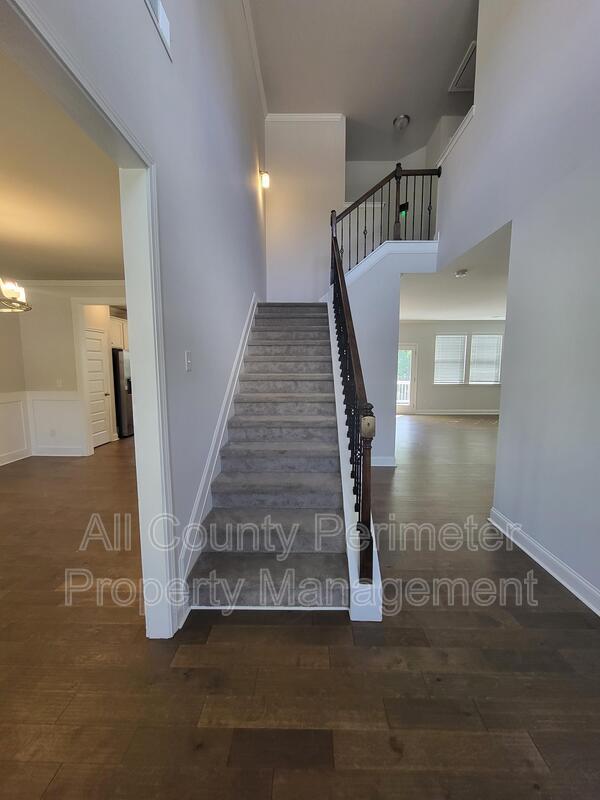 Photo - 5690 Deer Trail Ct