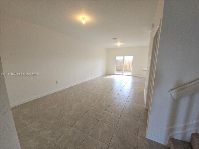 Photo - 2530 SE 29th St