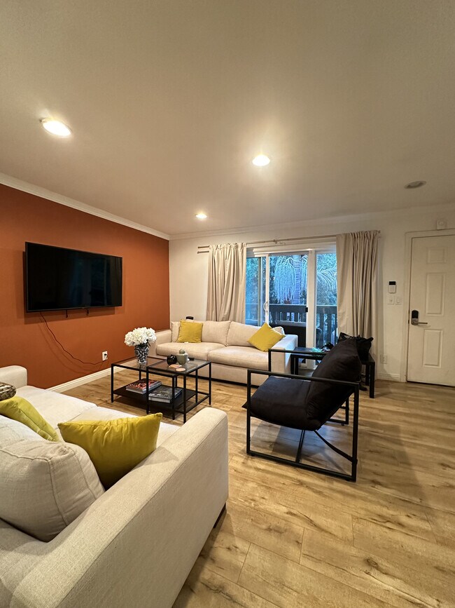 Photo - 1123 Sepulveda Blvd Unidad J-203