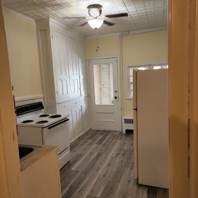 Photo - 325 State St Unidad 1