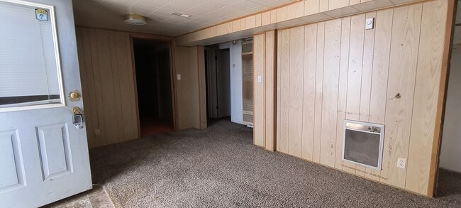 Photo - 2 bedroom 1 bath unit! Near SUU!