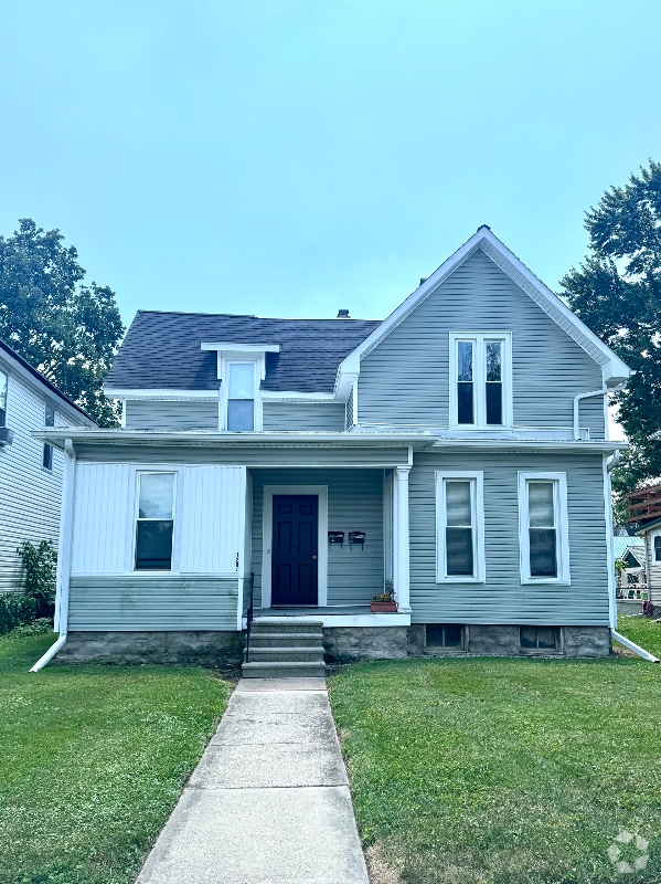 Building Photo - 1207 Garrison St Rental