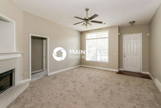 3 Bedroom Pet-Friendly Home in Memphis, TN with Main Street Renewal
