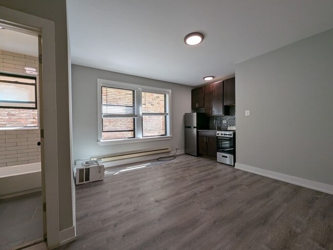 Photo - 4546 N Damen Ave Unit 308