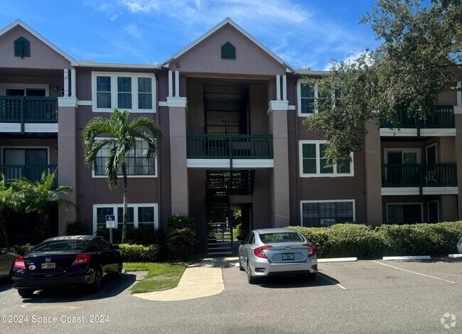 Building Photo - 7667 N Wickham Rd Unit 207 Rental