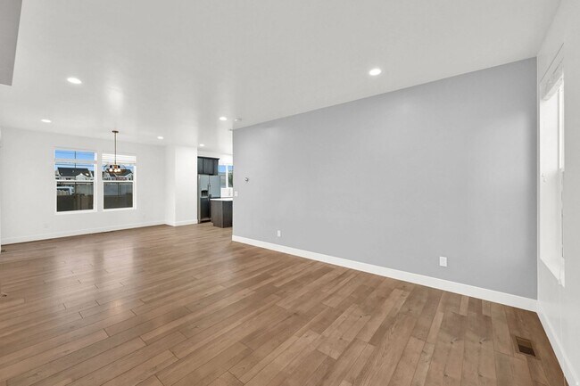 2147 Kimber Ln