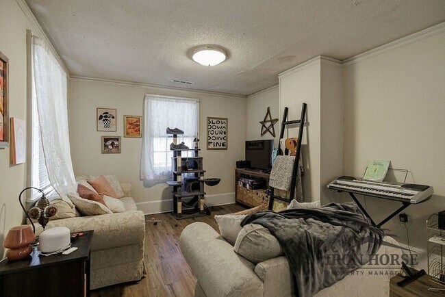 Photo - 99 Hollie St