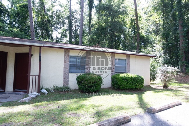 Building Photo - 3721 Maria Cir