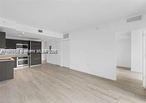 Photo - 45 SW 9th St Unidad 1110