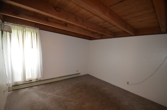 Photo - A 6 month lease at a 12 month rate includes most utilities!! 2 Bedroom Treehouse condo! Best sk...