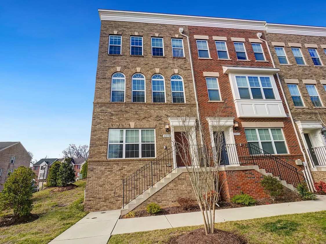Photo - 4777 Cherokee St (College Park, MD)