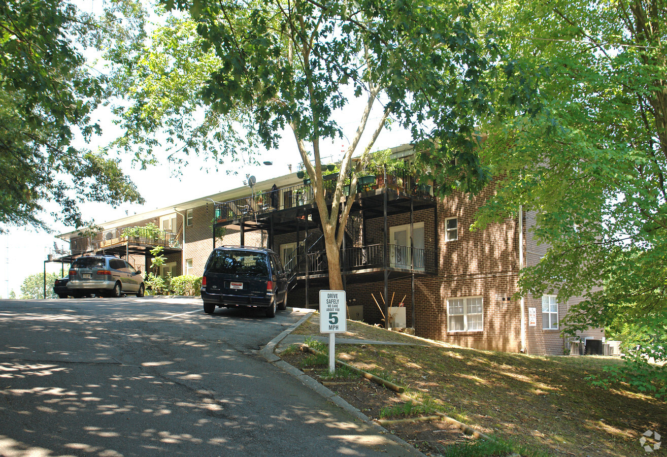Tara Apartments - Tara Apartments