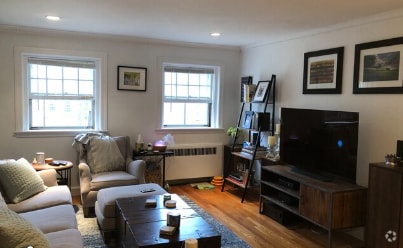 Building Photo - 45 Wyman St Rental