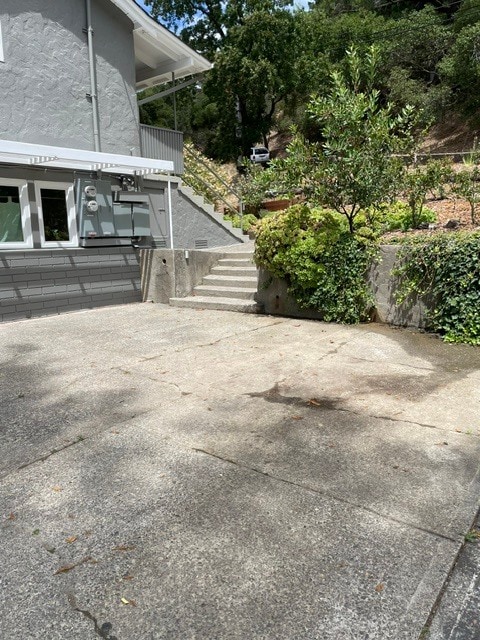 Entrance steps leading to this home. - 101 Granlee Rd Unit 101  upper