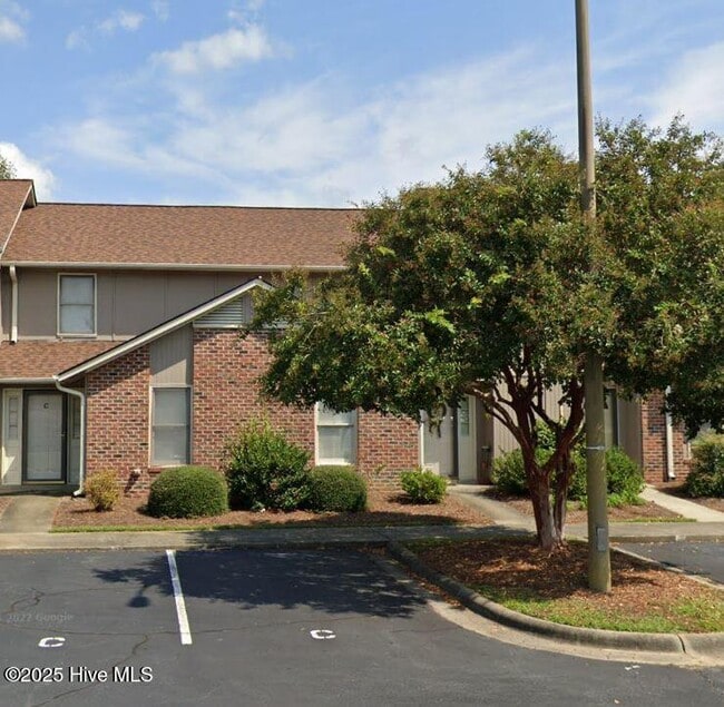 Building Photo - 1861 Quail Ridge Rd Rental