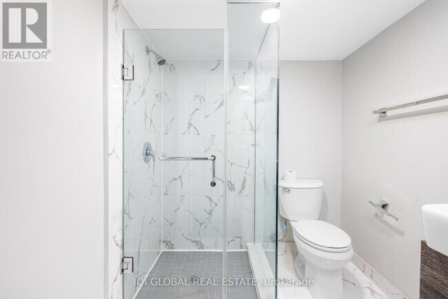 Photo - 142 Grace St