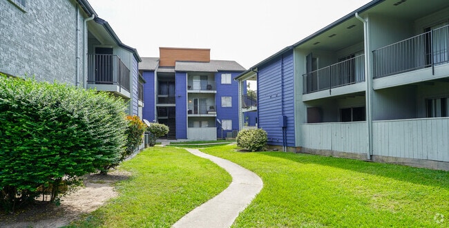 Building Photo - Trenton Place Rental