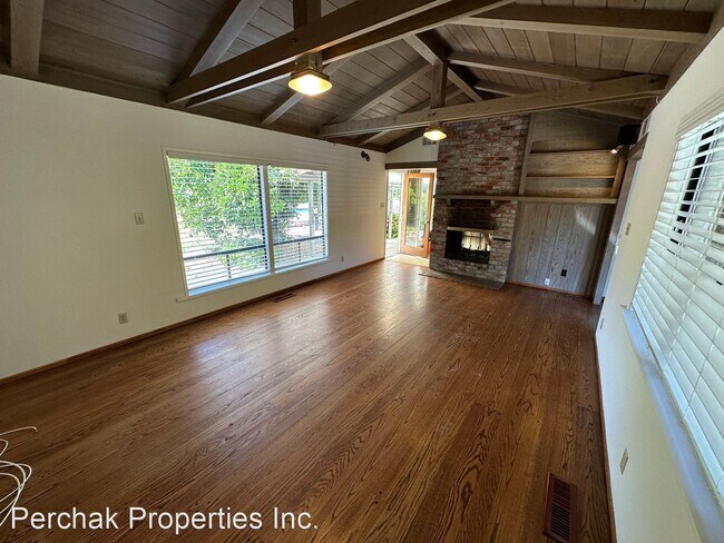 Photo - 4 br, 2 bath House - 957 Forest Lane