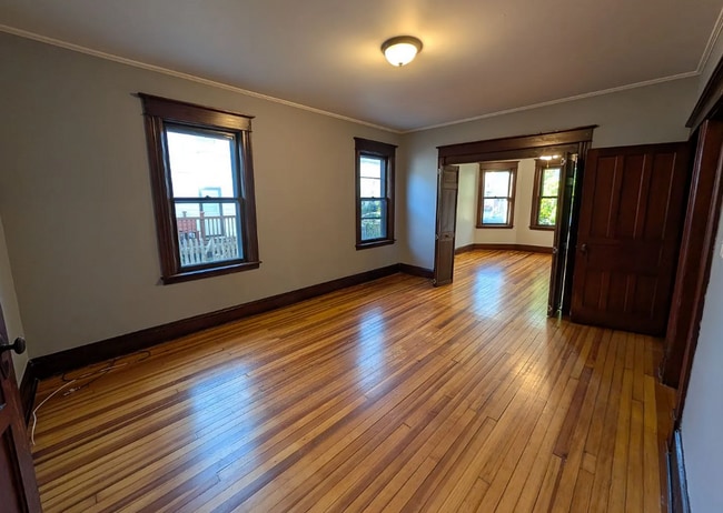 Photo - Beautiful 4 BR - Cohoes Available NOW! Unit Apt 1