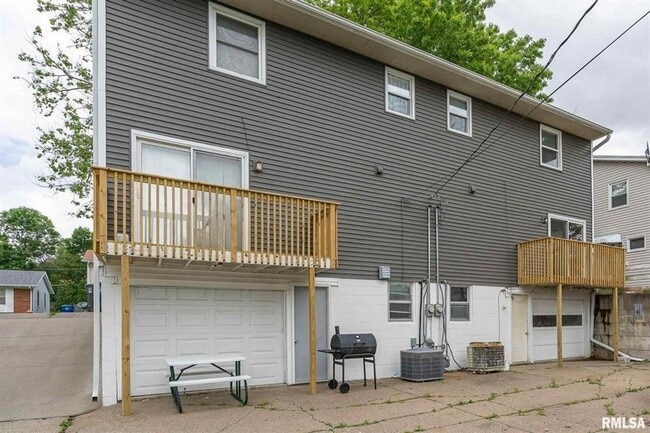 Photo - SW 424/426 30th Ave duplex Unit 424
