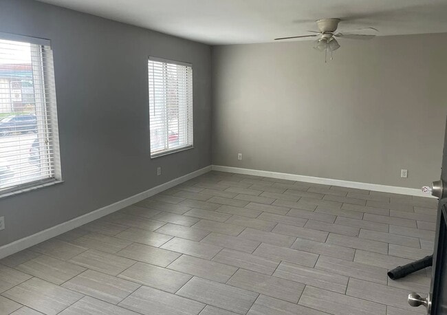 1436 6th Ave Unit 5