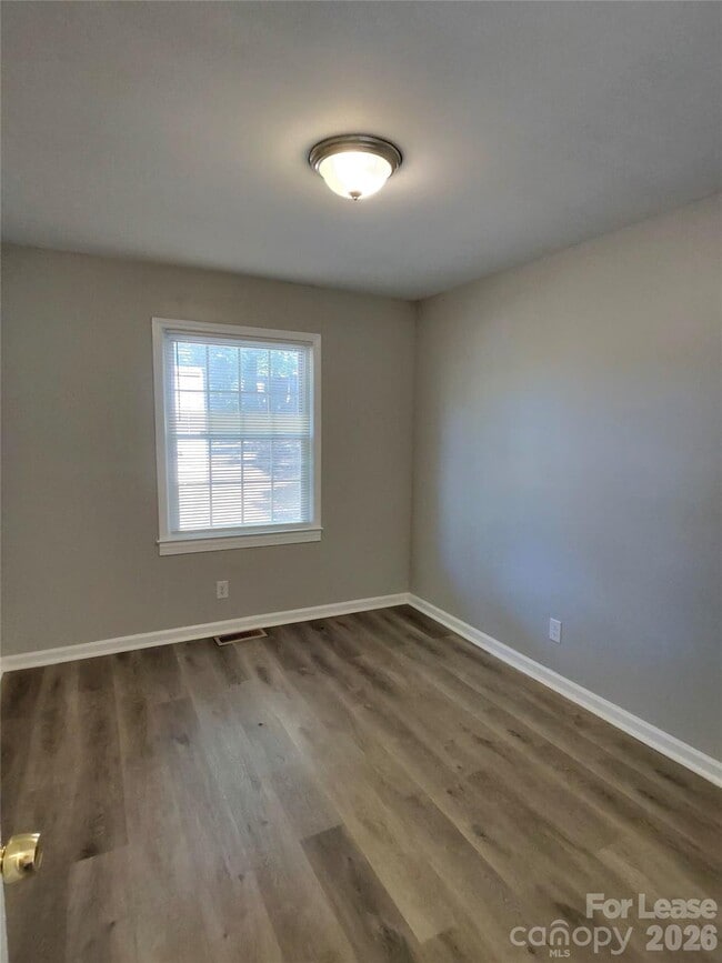 Photo - 6817 Deanwood Pl